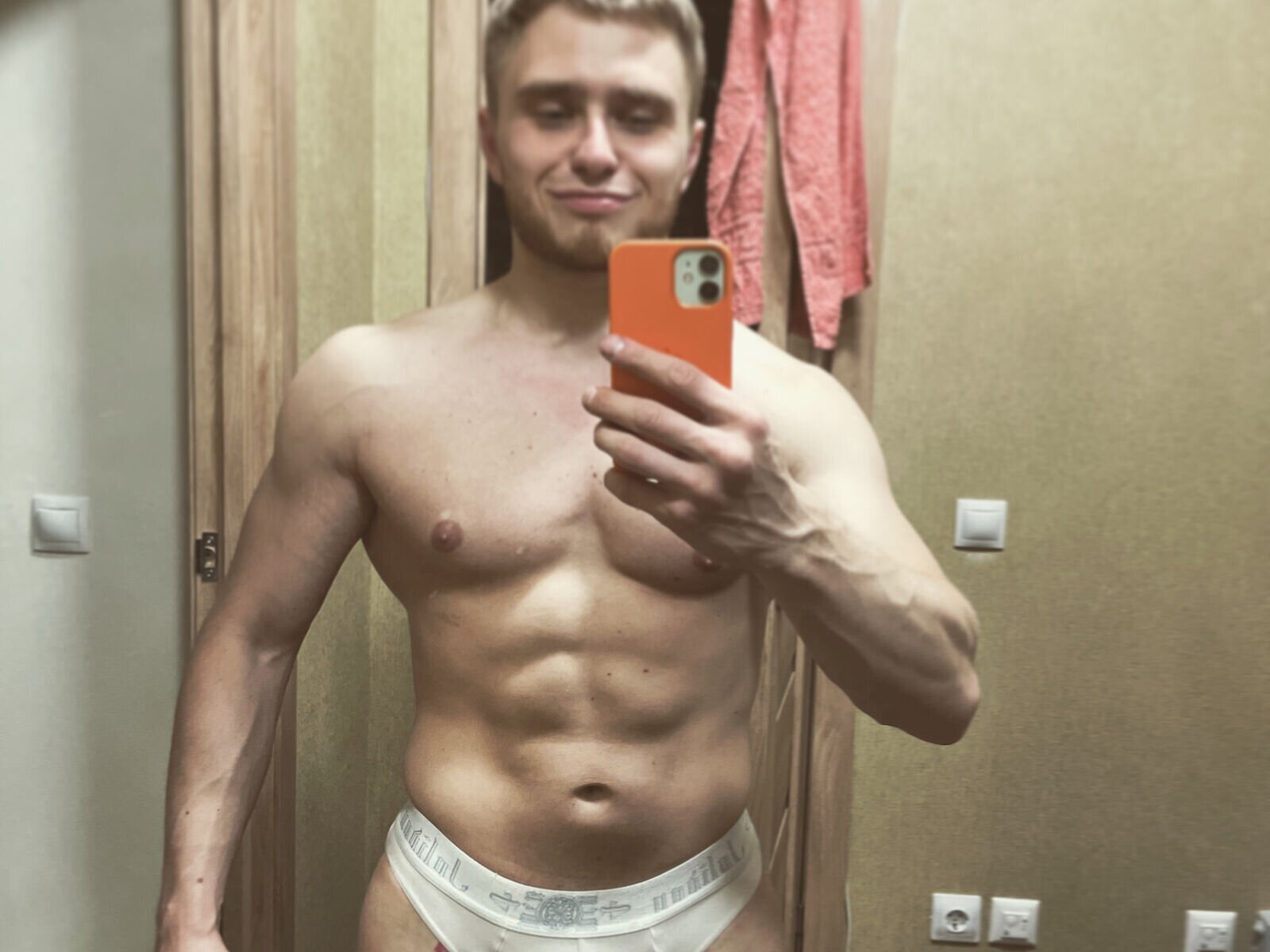 View AlexSamsonov Naked Private