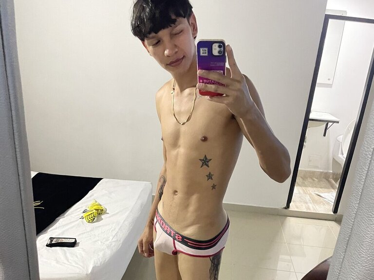 View HayenSarmiento Naked Private