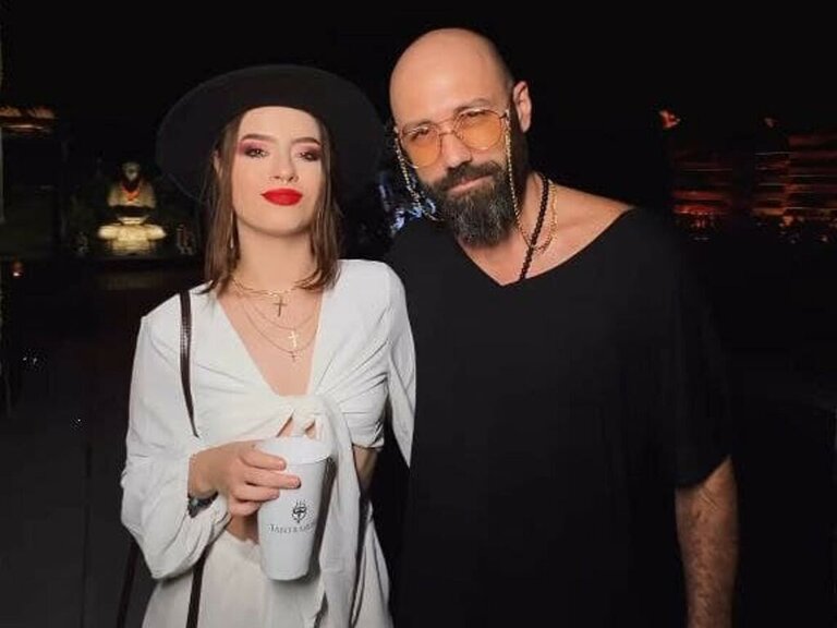 View NanaeMoll Naked Private