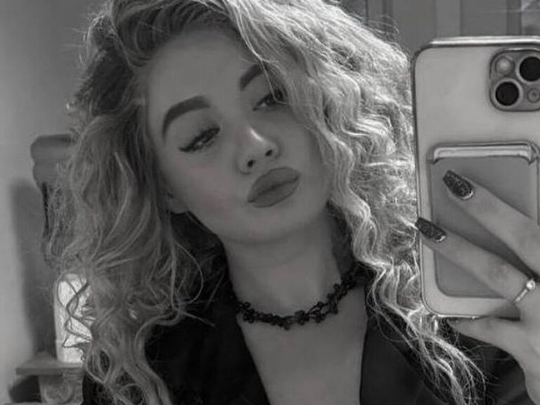 View LucilePapke Naked Private