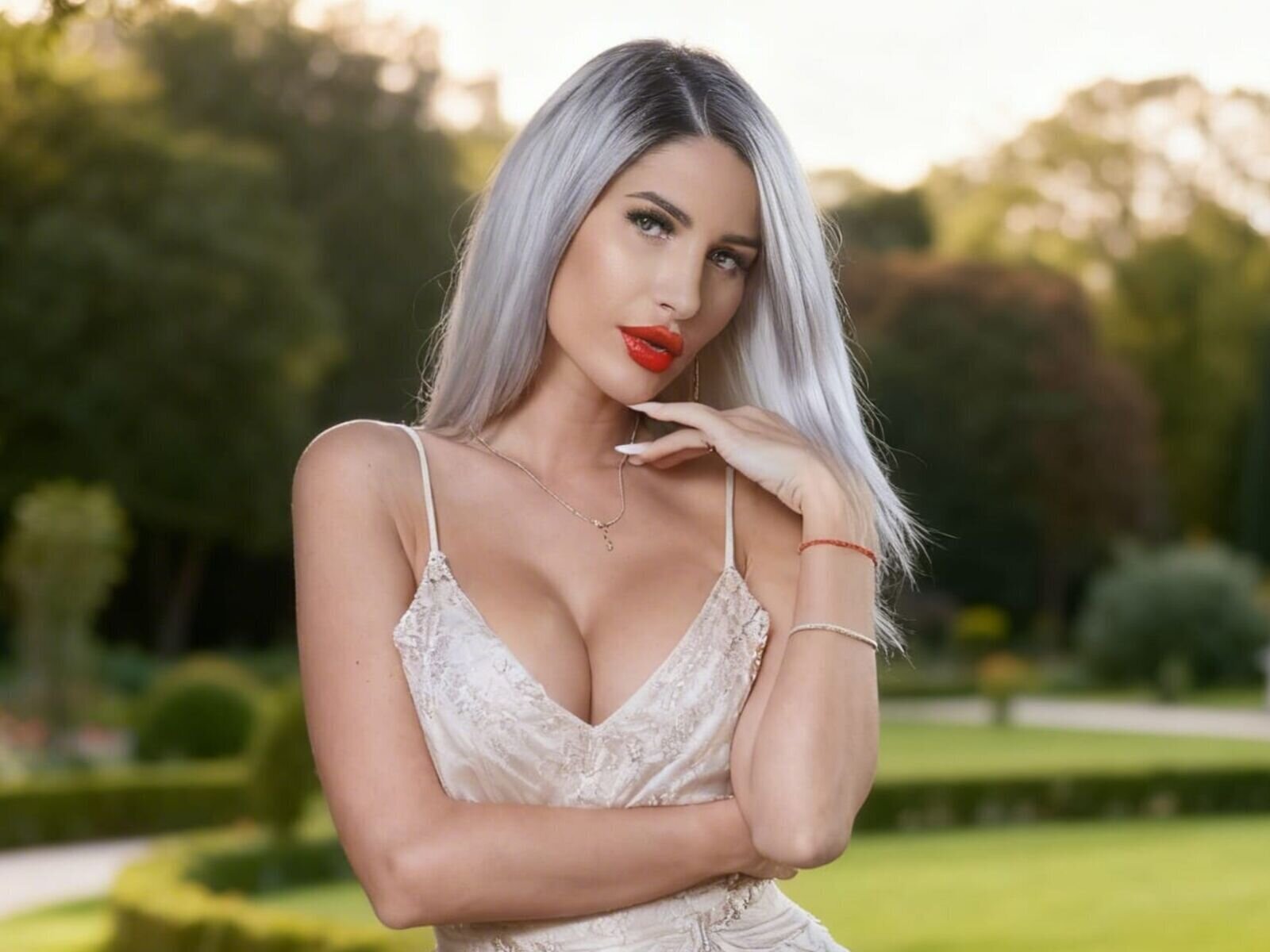 View NadiaRossa Naked Private