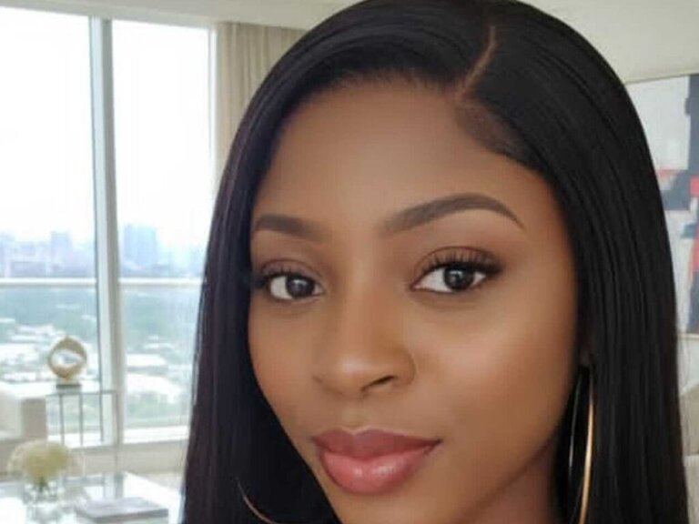 View RajiBrown Naked Private