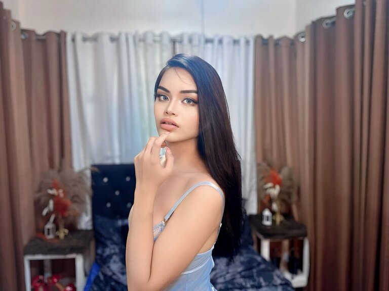 View MackenzieGale Naked Private